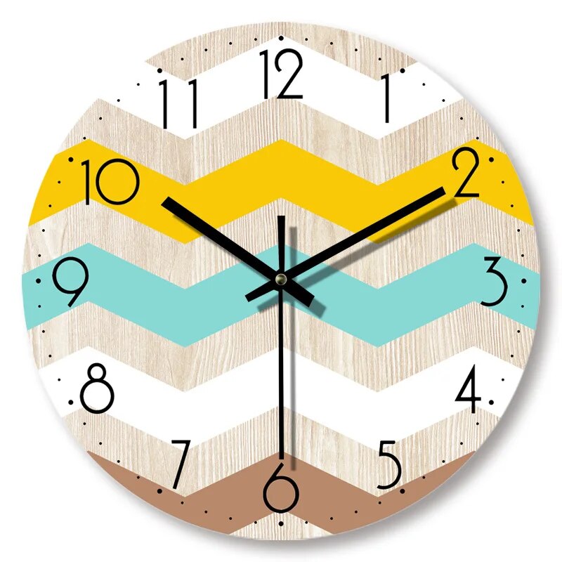 Wood Grain Quartz Wall Clock