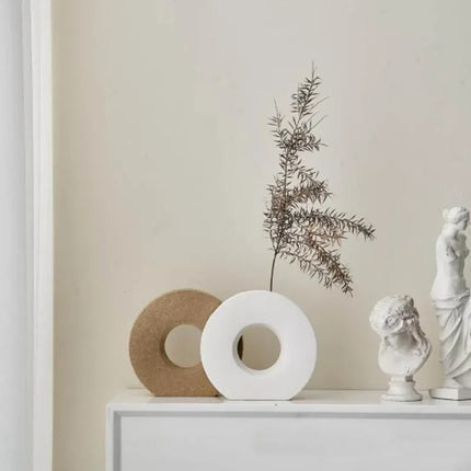 Nordic Matte Circlular Vase