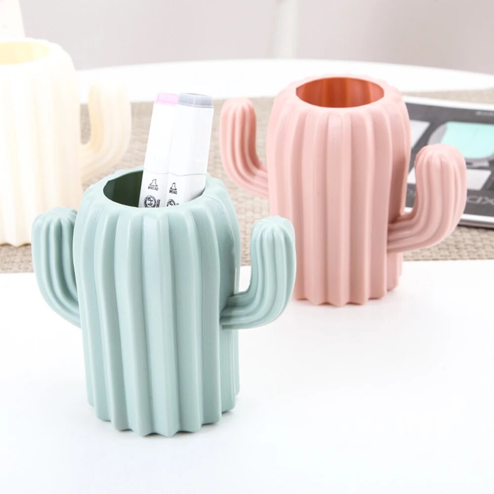 Cactus Grooved Pen Holder