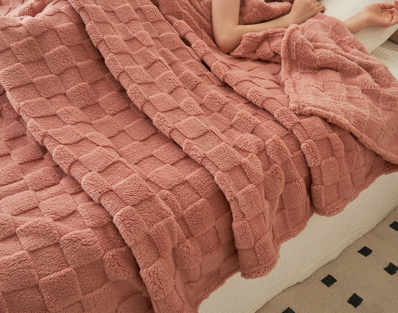 Checked Soft Blanket