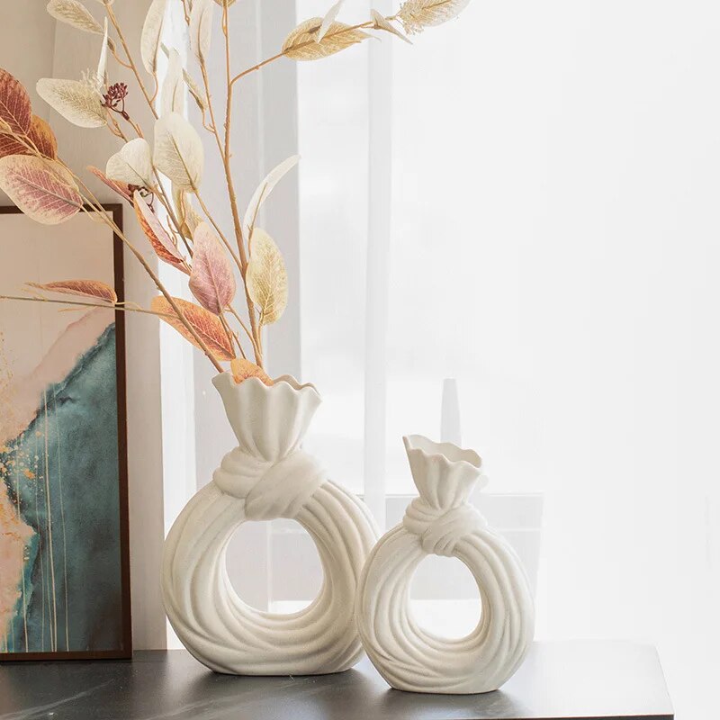 Bowknot Loop Ceramic Vase