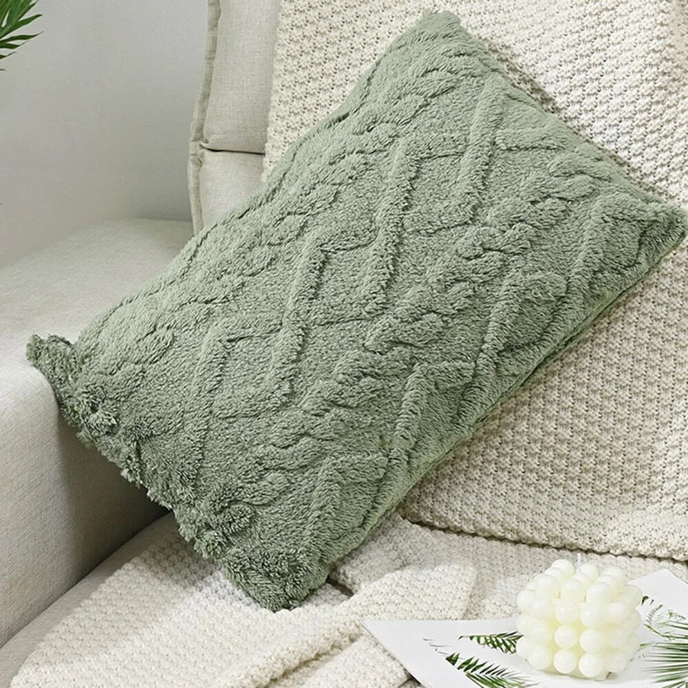 Twist Diamond Pattern Plush Cushion Cover