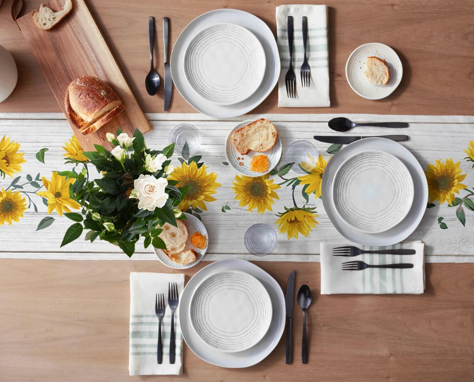 Sunflower Wood Grain Pattern Table Runner