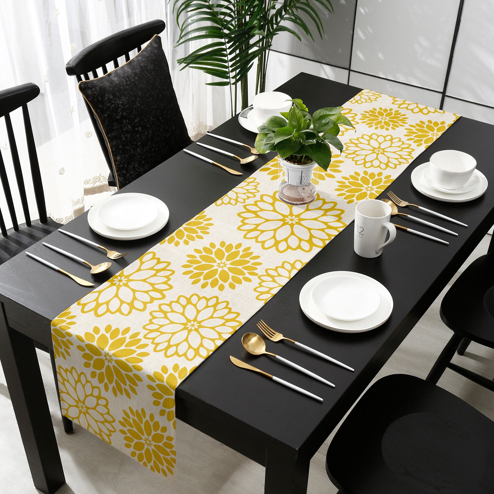 Enum Floral Linen Table Runner