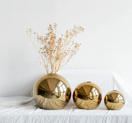 Golden Ball Plating Vase Ornament