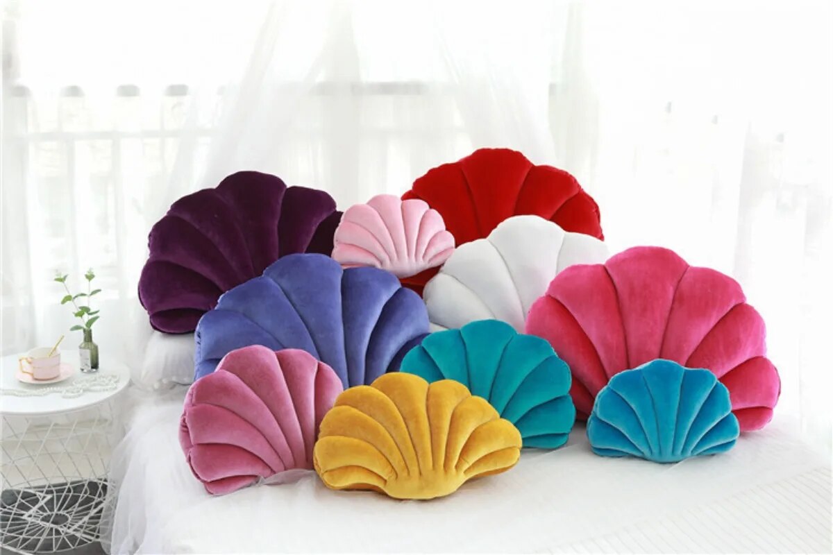 Shell Shaped Plush Cushion