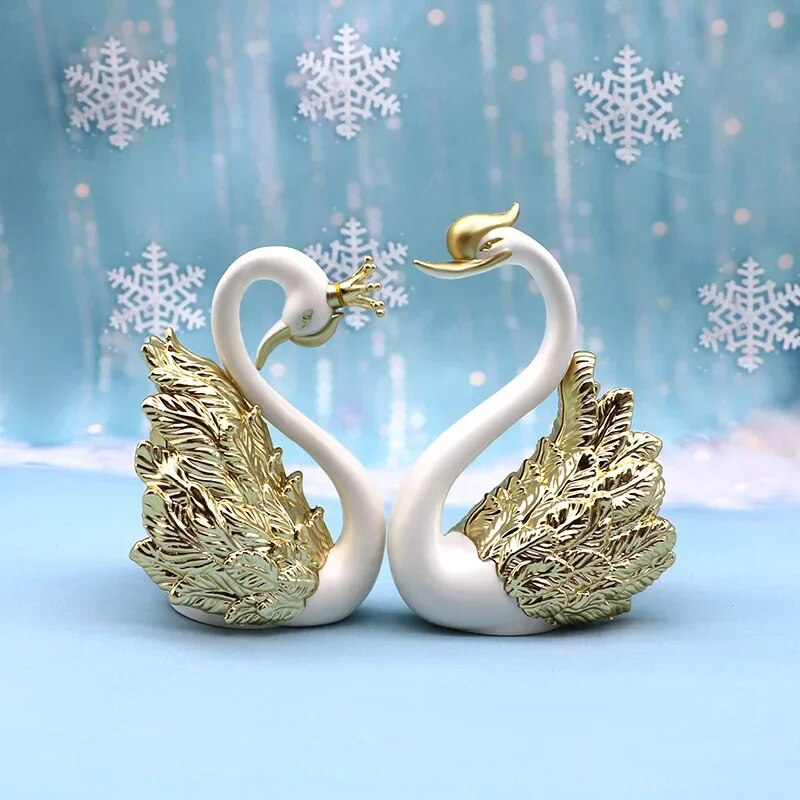 Royal Swans Ornaments (2 Pcs)